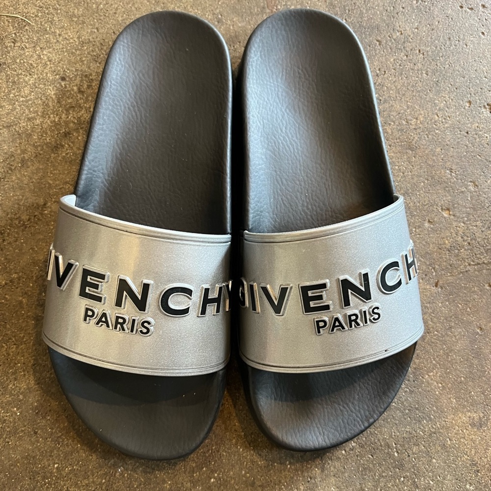 Givenchy slipper